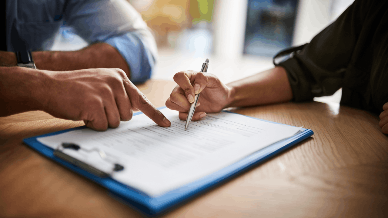 Which insurance to claim with after a trucking accident
